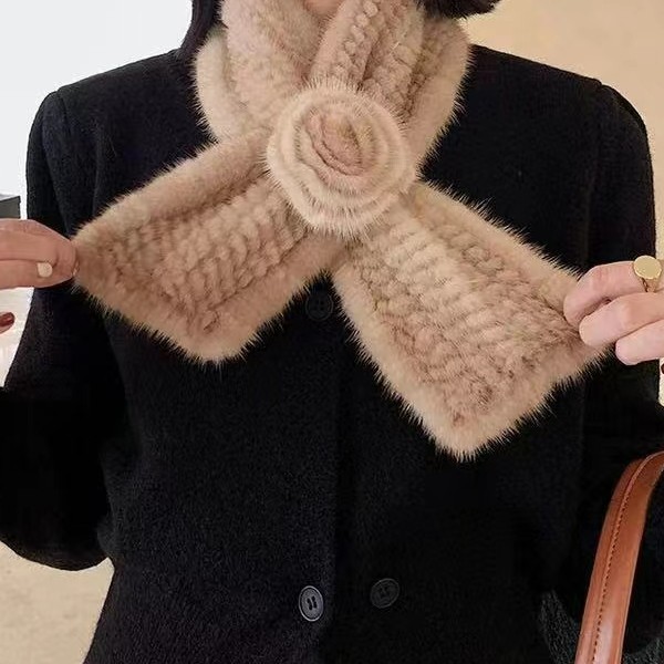 新款高端气质山茶花水貂编织围巾长款冬季