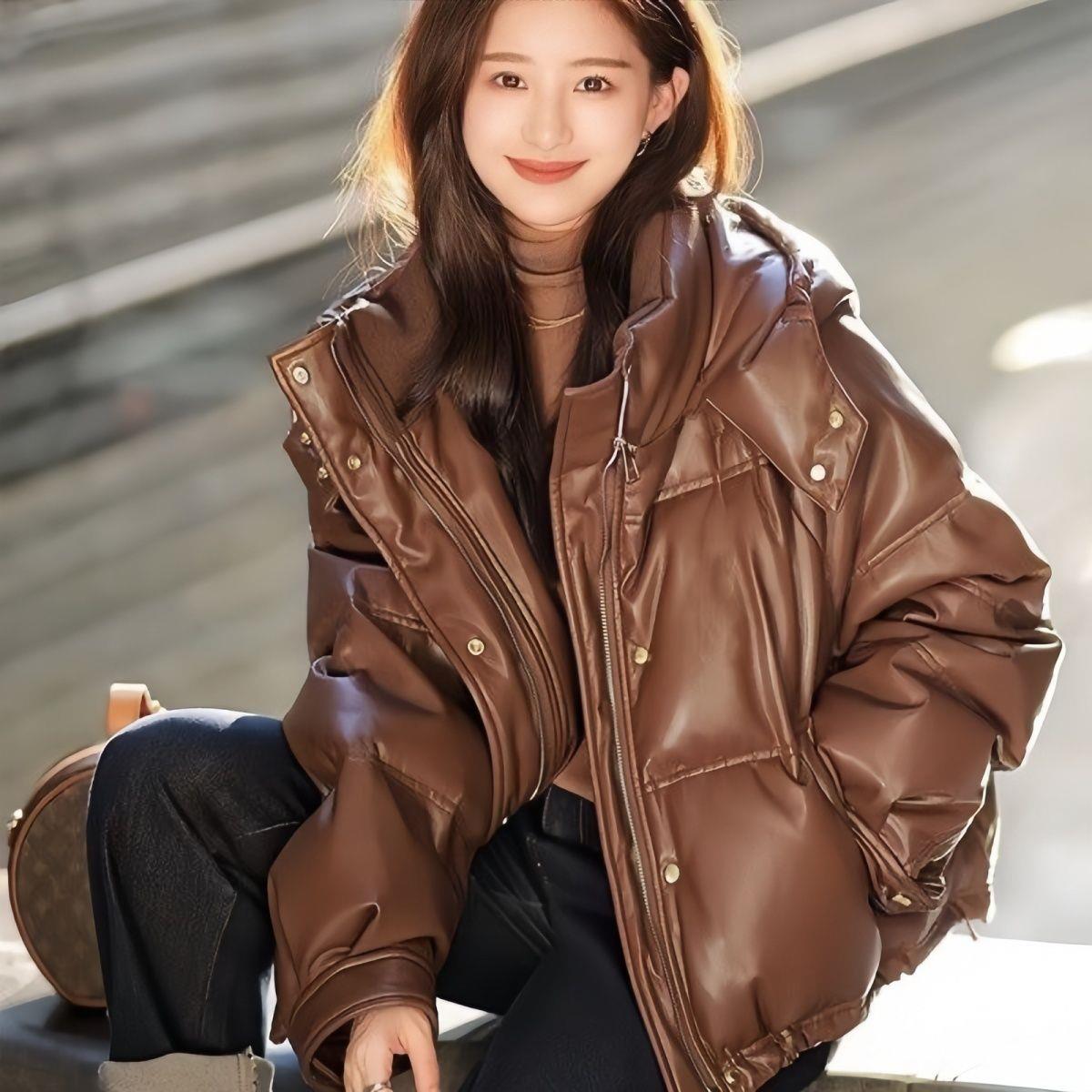 波司登免洗皮轻薄连帽女款羽绒服冬季加厚短款外套女平湖羽绒服潮
