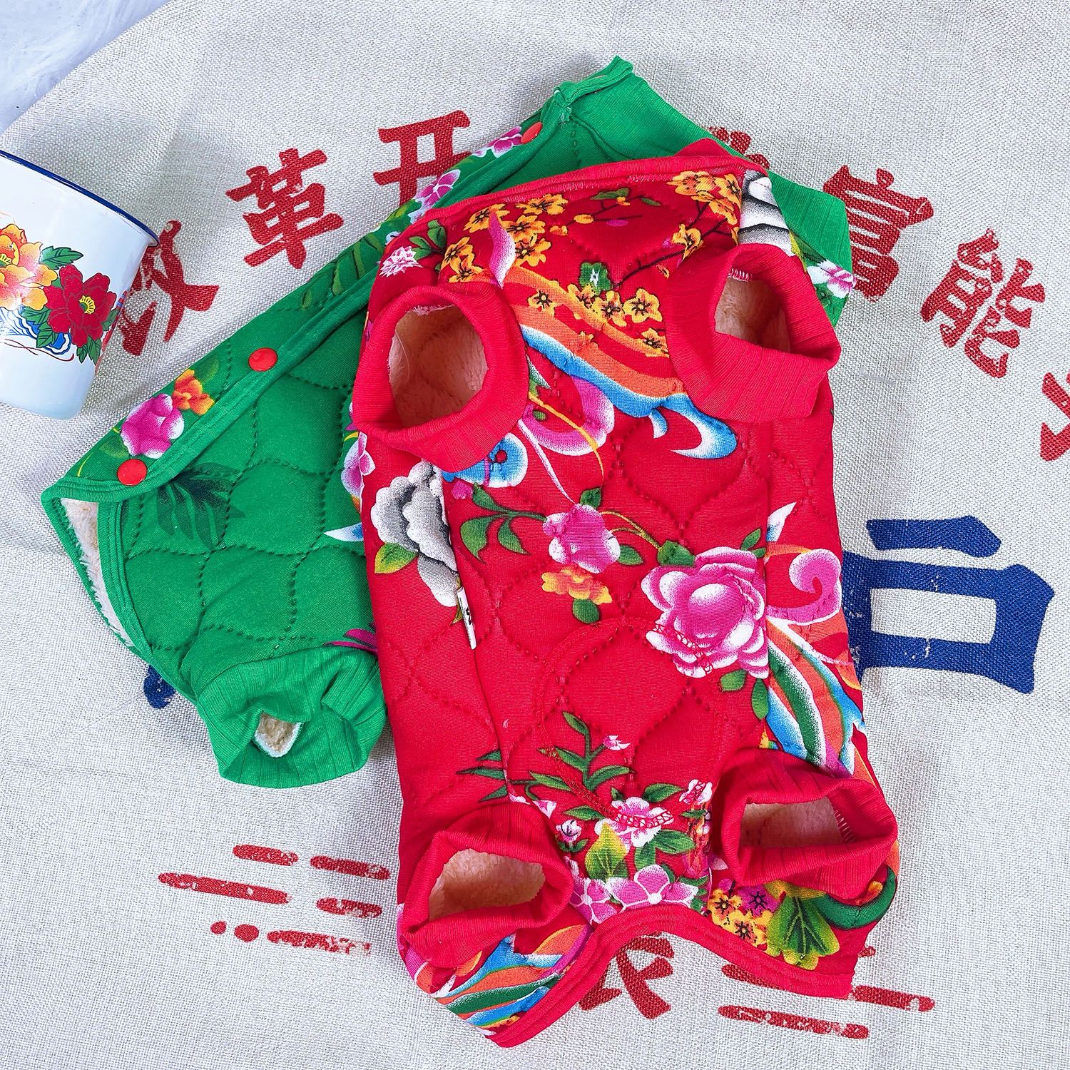 东北风大花狗狗秋冬加绒加棉包肚防着凉断奶泰迪比熊柯基小型犬猫