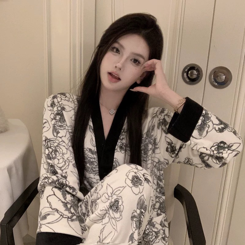 ins风高颜值冰丝睡衣女春秋季薄款家居服套装夏