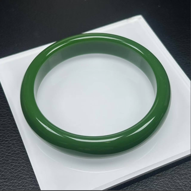 菠菜绿手镯收藏百搭女款-A2107