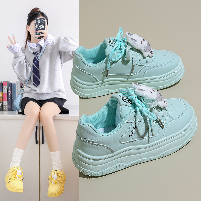 粉色休闲板鞋2024秋季阔腿裤专用学生女鞋子网红可爱厚底增高百搭