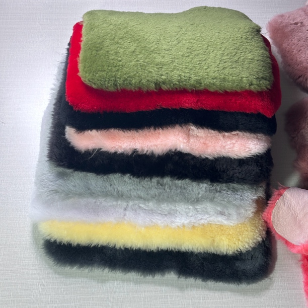 羊毛椅子坐垫餐椅垫北欧风格办公室毛毛垫子纯色简约座垫