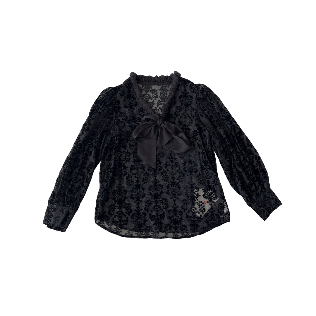 高级感别致独特小众女秋季新款V领百搭丝绒镂空长袖上衣女