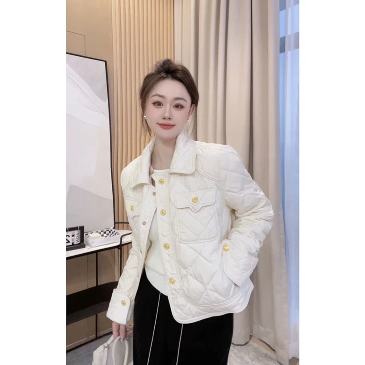 2023新款小香风羽绒服女短款秋冬季小个子轻薄保暖菱格白鸭绒外套