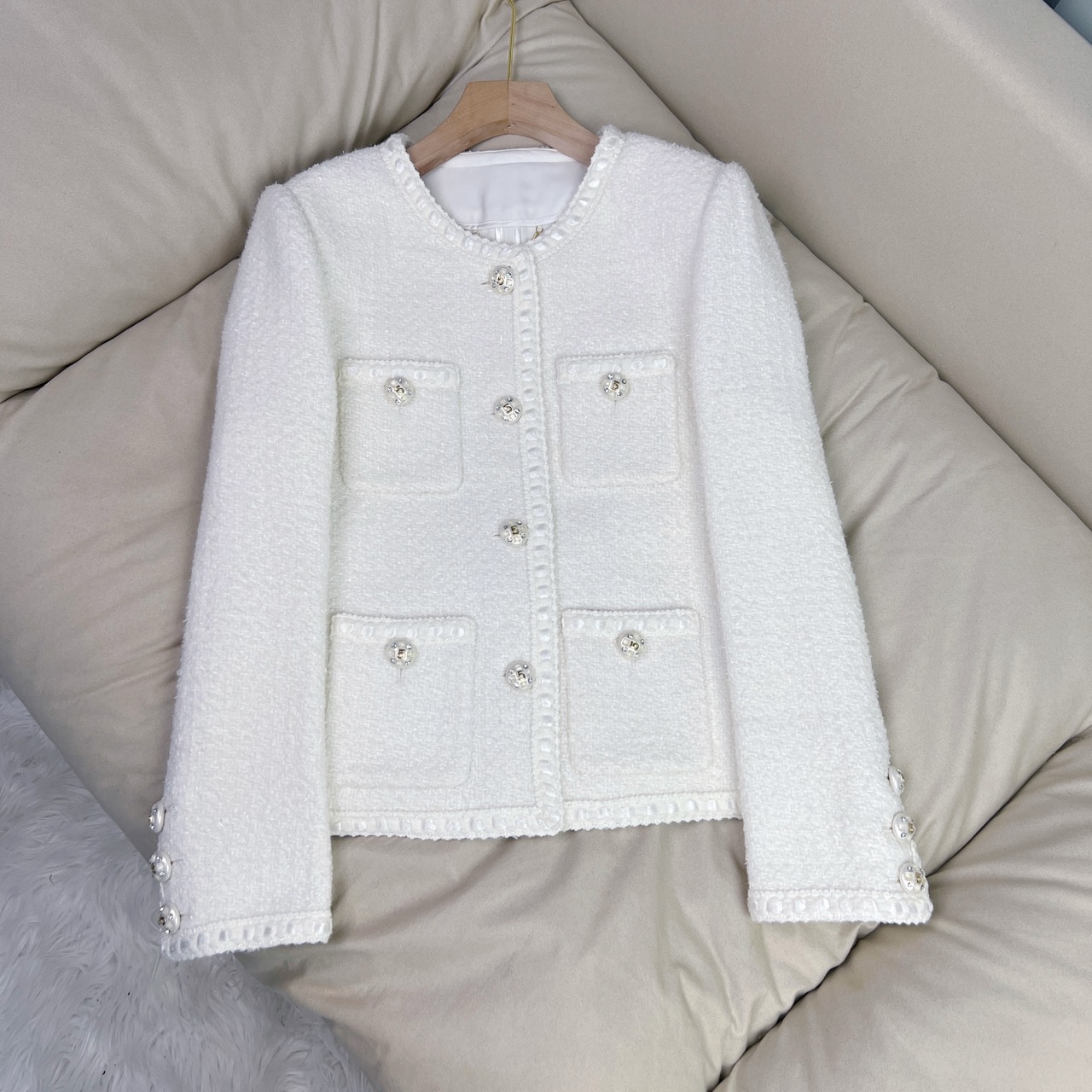 白色罗马 小香风外套 70359  