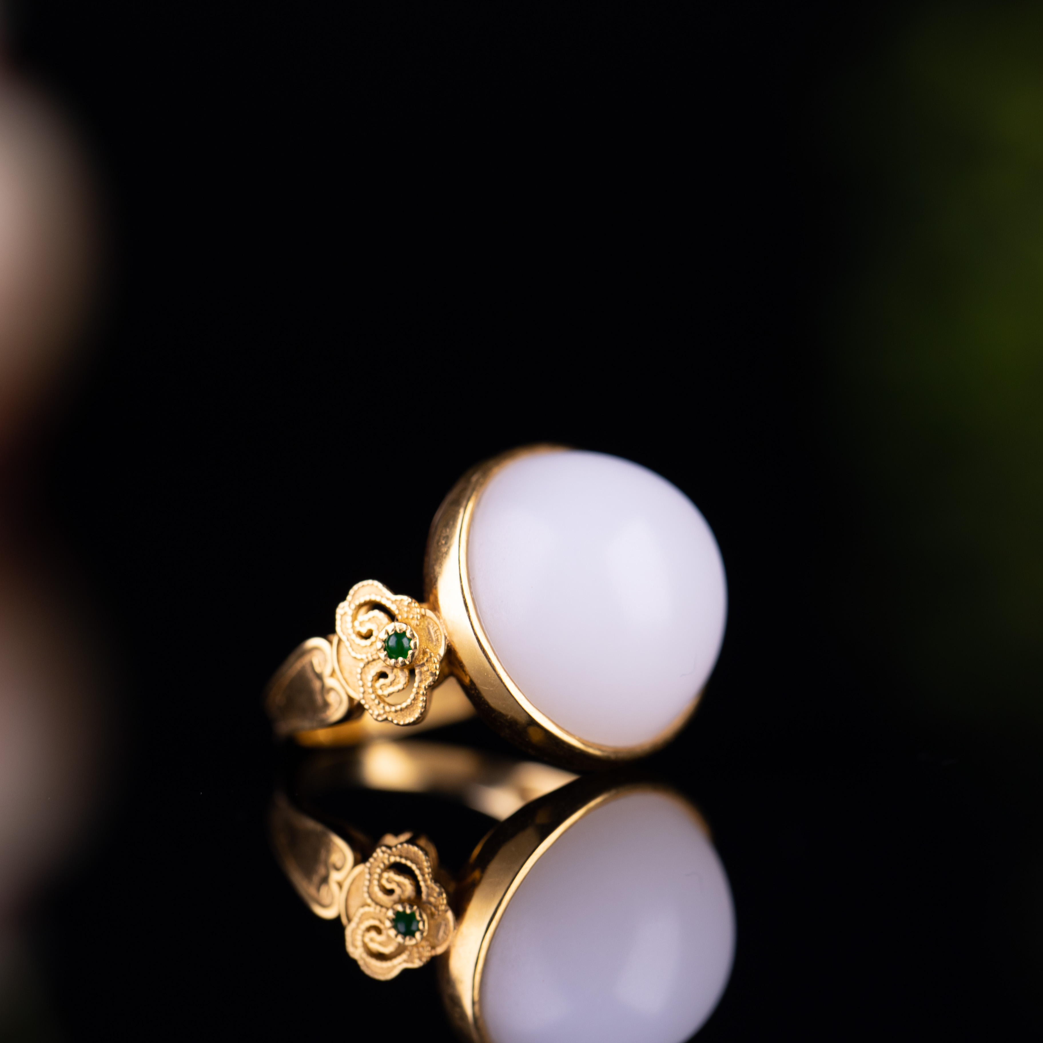 【18金镶玉戒指】戒圈17号可调一级白细温润纯净饱满圆润镶嵌气质