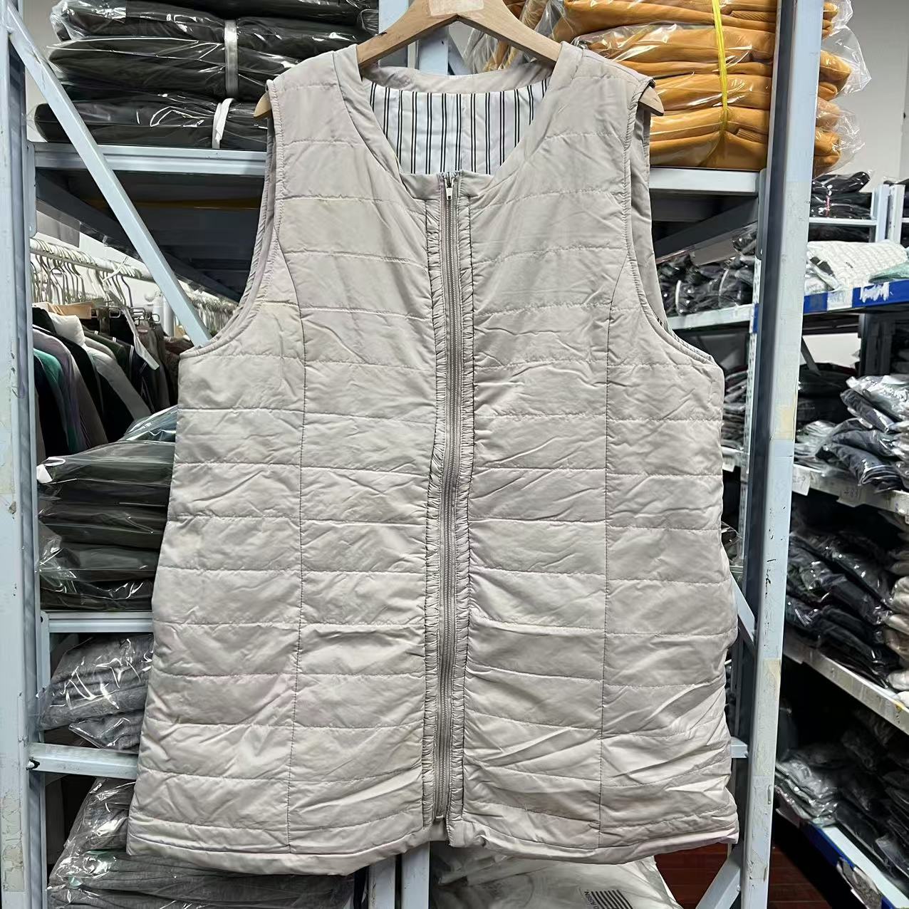 福惜 日单女士马甲 5170