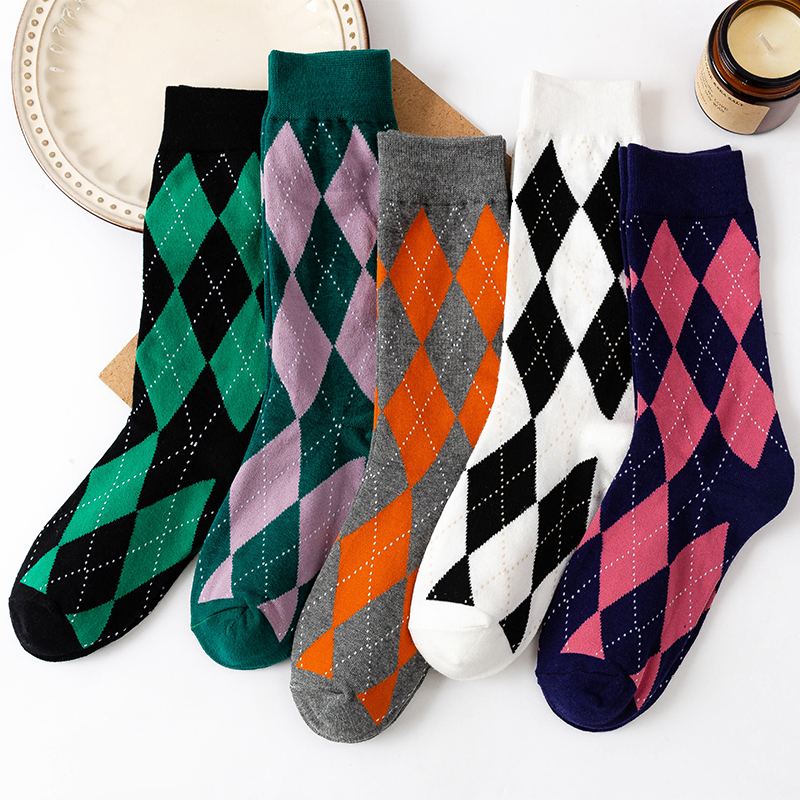 袜子女中筒袜秋冬季款ins潮百搭菱格子复古英伦风韩版长筒袜女