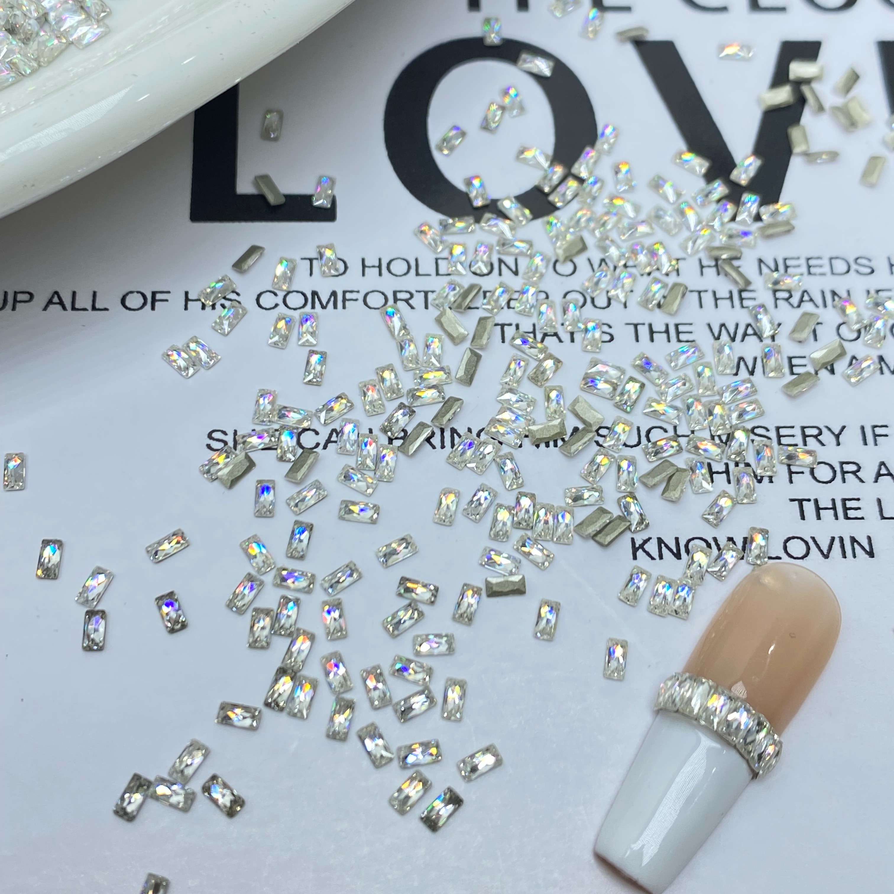 春柚美甲饰品5A锆石高闪平底倒边小长方锆石高品质锆石1.5*3mm