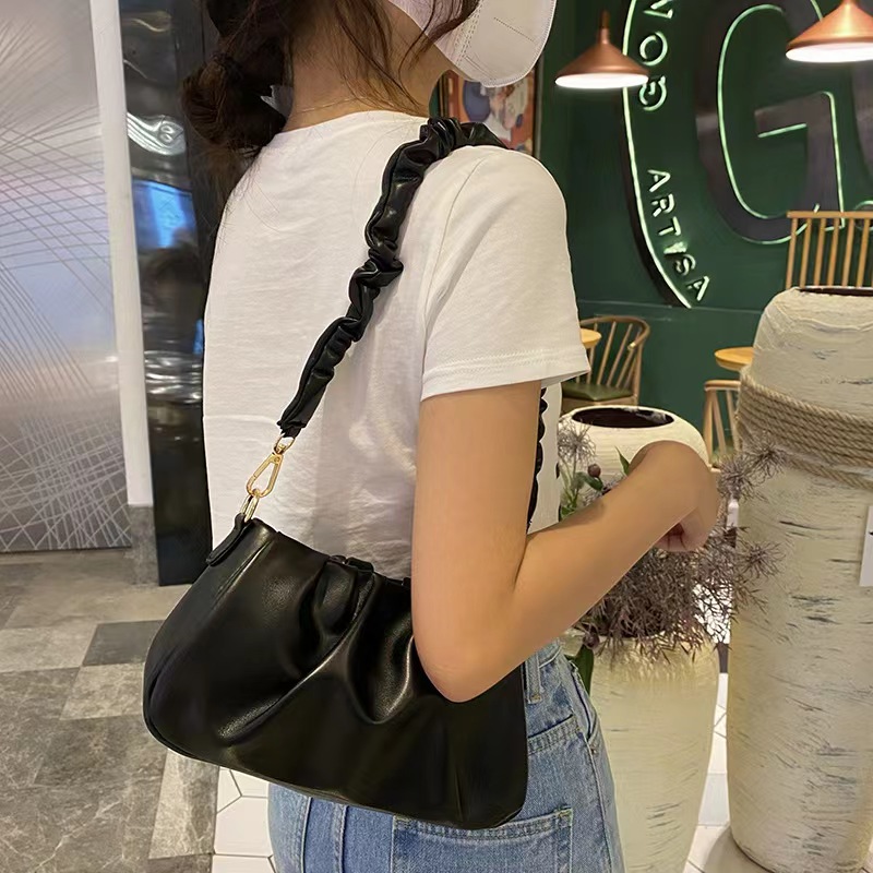 女包新款单肩包时尚休闲百搭小众腋下包