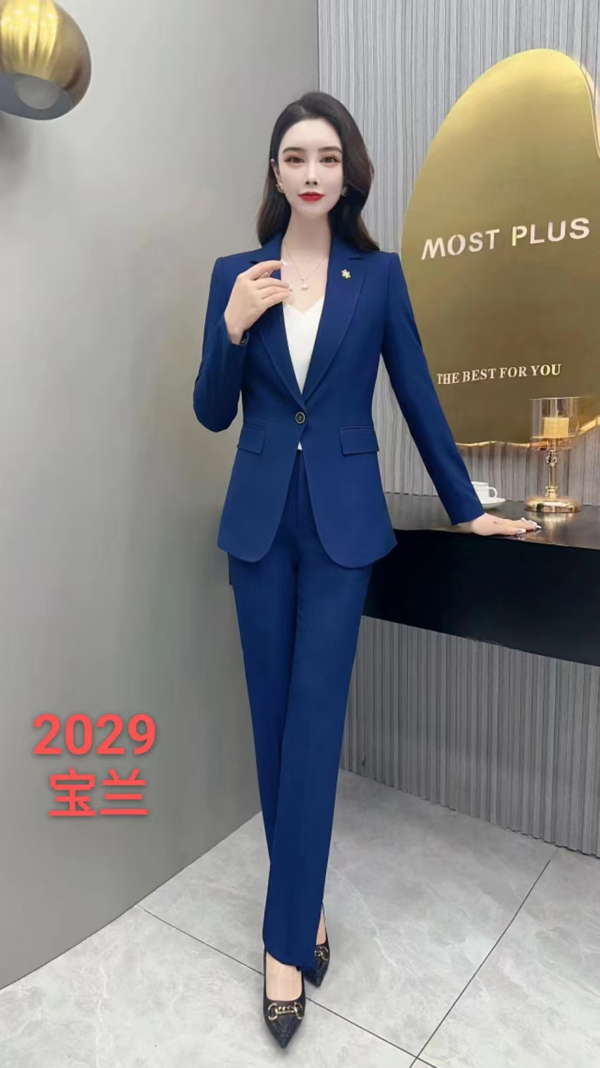 时尚套装 专业时尚工装