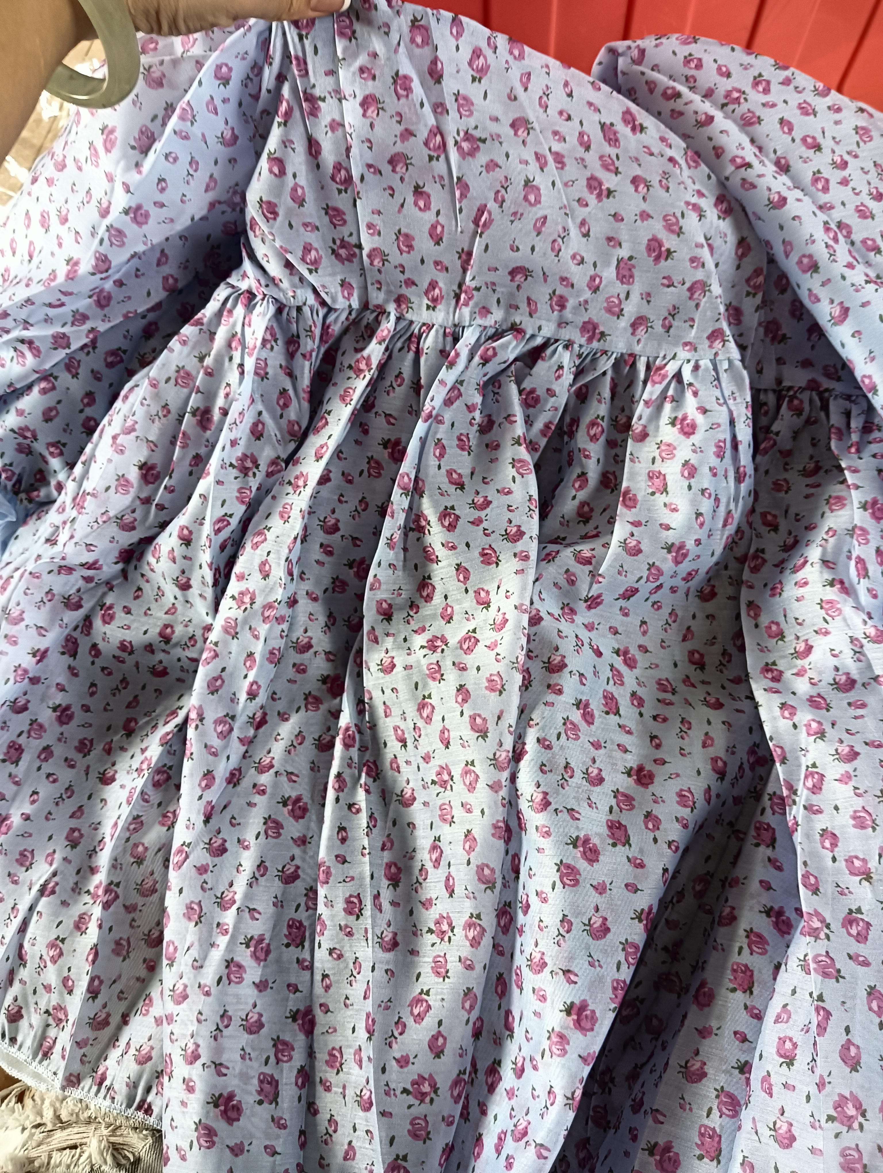 在逃公主裙新款碎花欧根纱时尚洋气又百搭