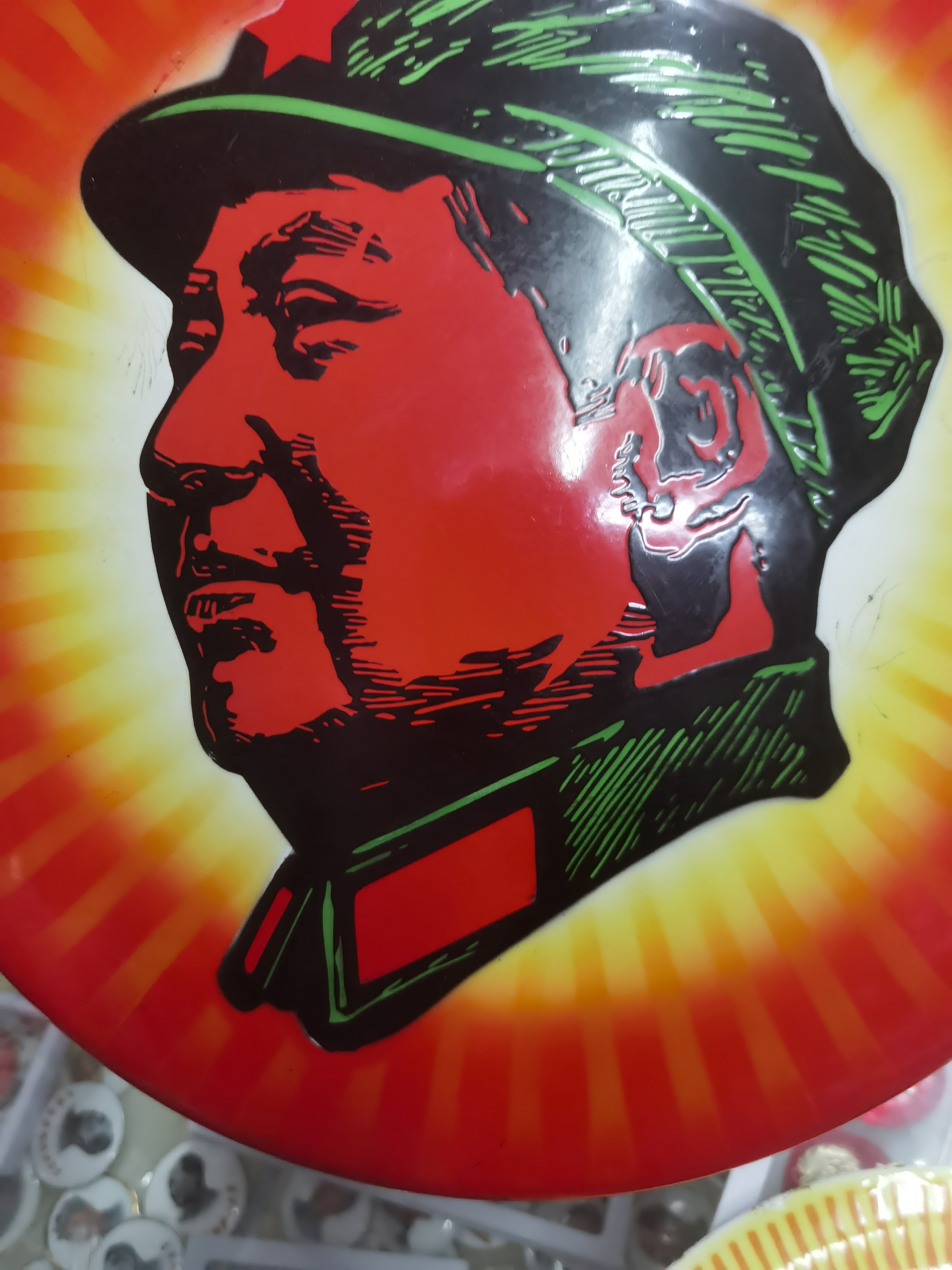 搪瓷主席像章，直径36公分，保老保真。
