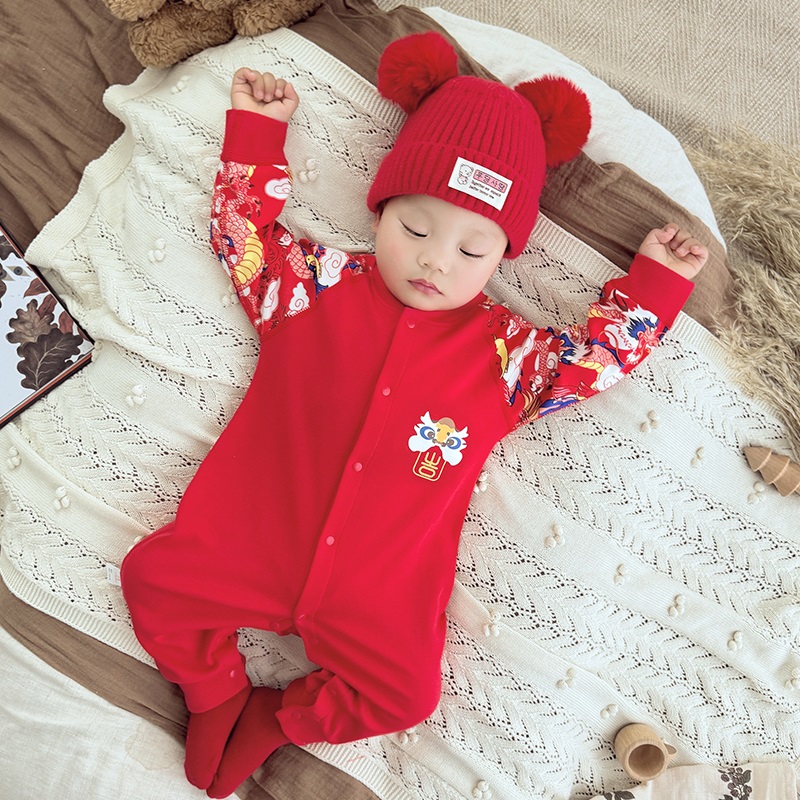 满月宝宝衣服秋冬打底婴儿红色连体衣春秋季新生百天过年拜年服