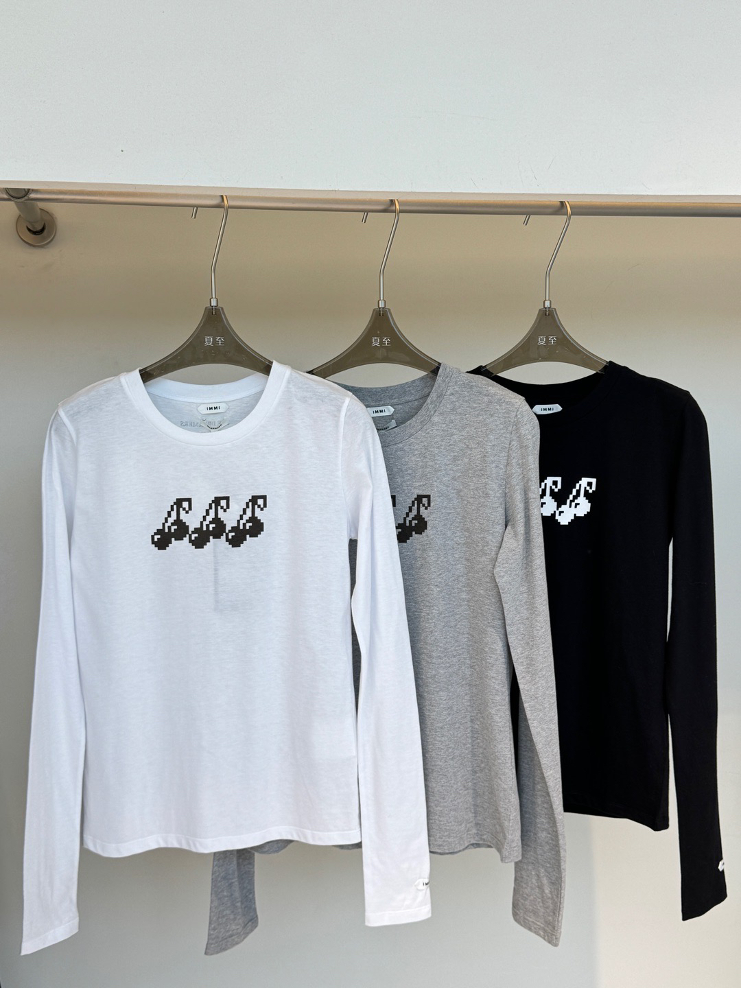 IMMI樱桃印花宽松长袖T恤时尚百搭打底衫