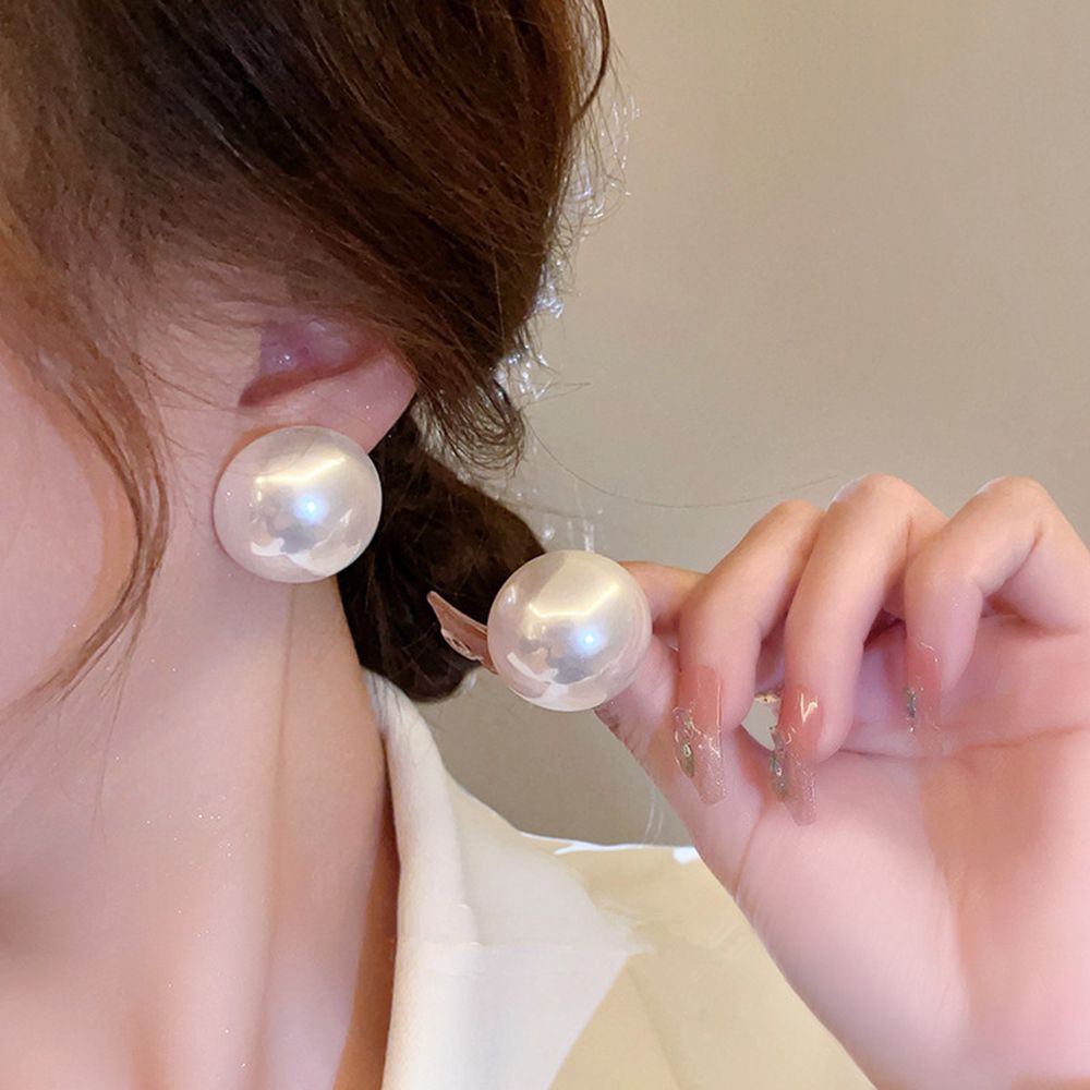 铜合金耳饰 复古赫本大珠珠耳环气质名媛法式港风气质耳钉女耳饰