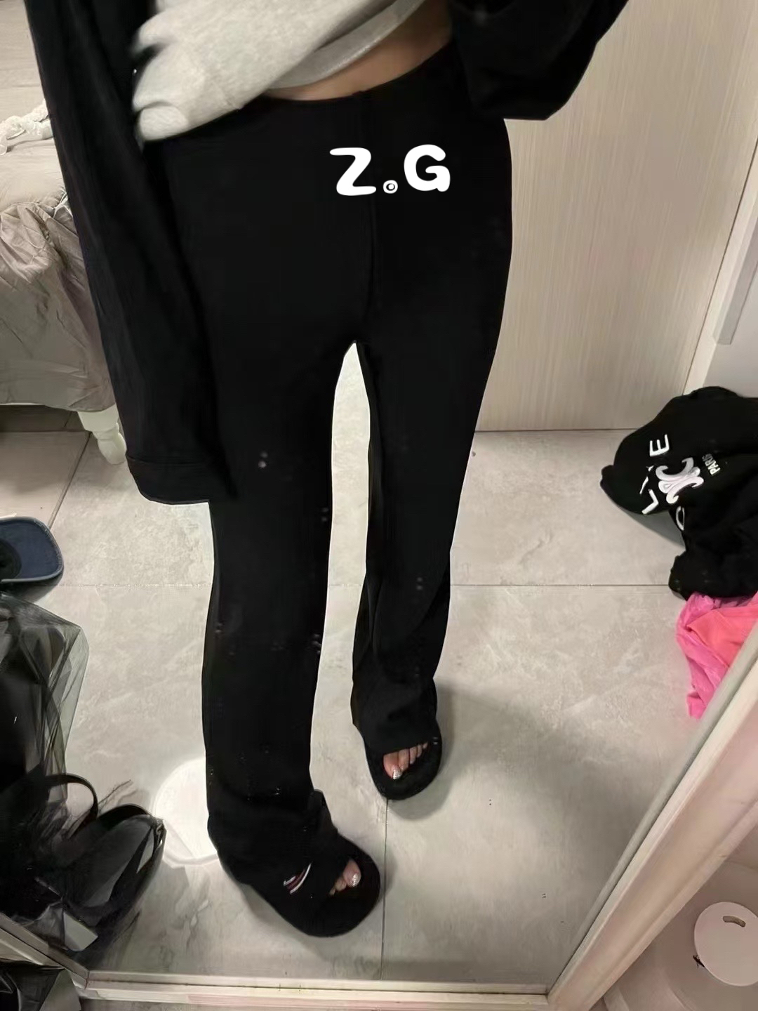 【紫·更】摩登裤显瘦不是吹出来的