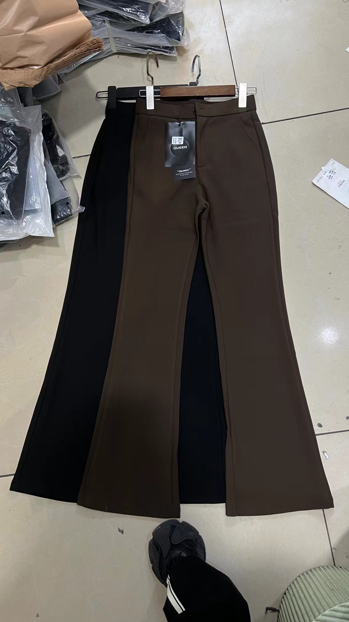 微喇裤女2024春季新款韩版时尚洋气休闲裤垂感百搭高腰显瘦喇叭裤