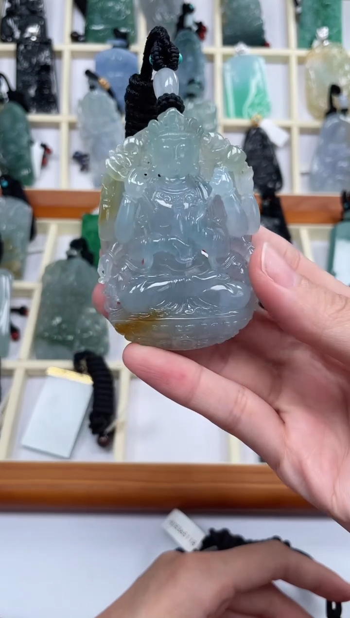 【闪购商品】翡翠颈饰未镶嵌千手