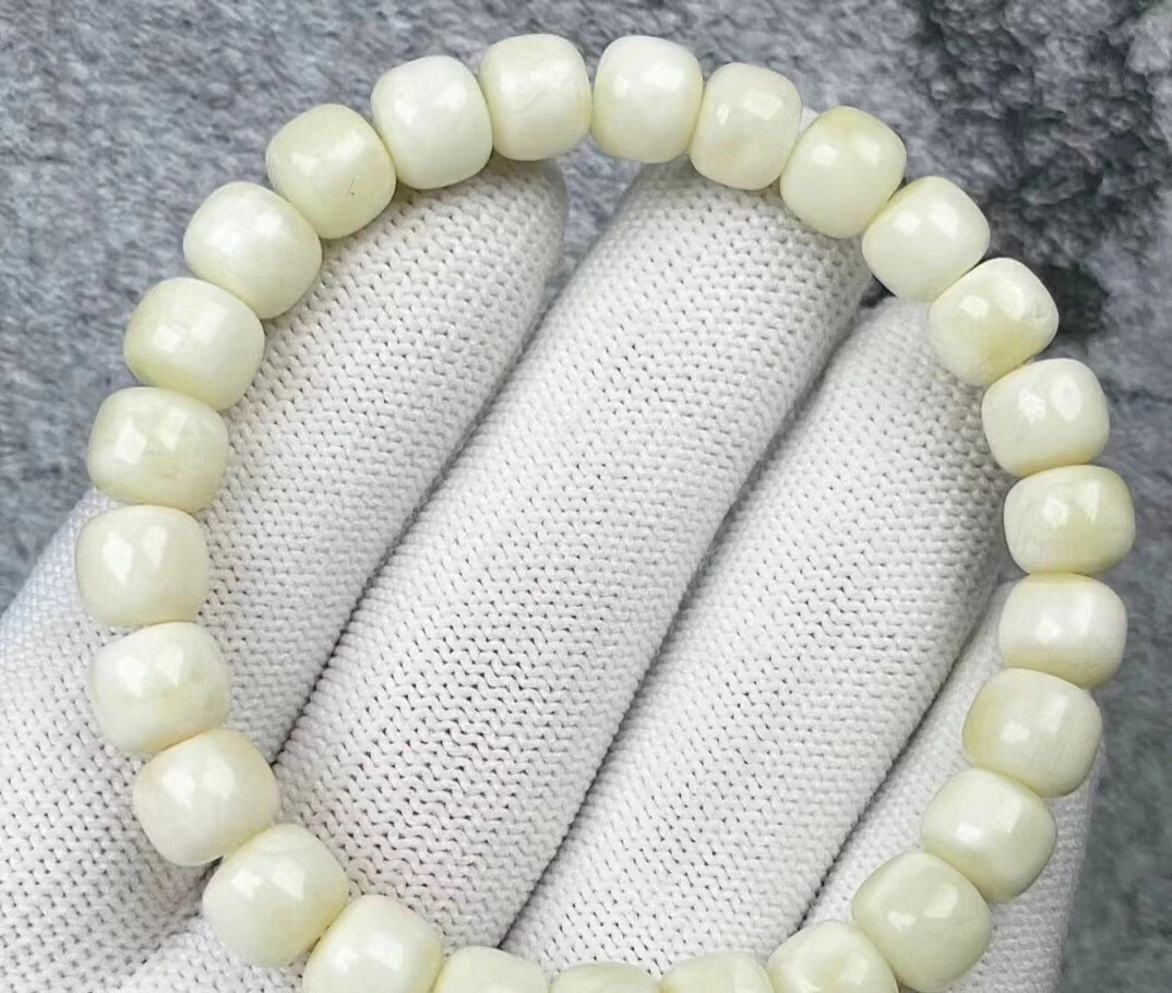 蜜蜡手串 蜜蜡手串