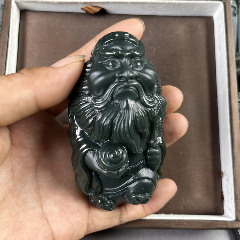 新款新疆和田玉青玉钟馗宝贝立体雕刻高档油润男女钟馗纳福摆件