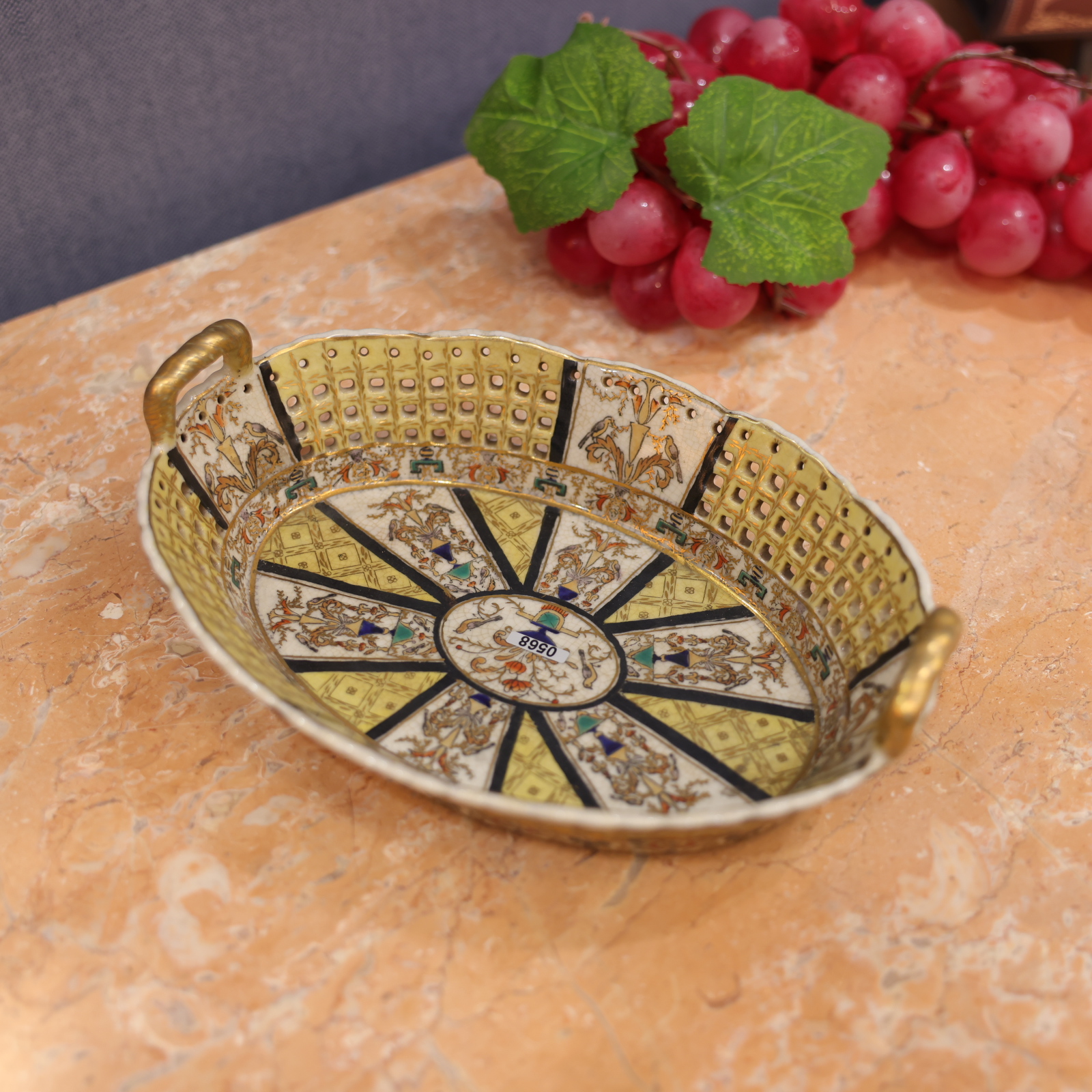 知潇家居/镂空描金果盘收纳盘/全瓷果盘/玄关收纳/桌面收纳盘/