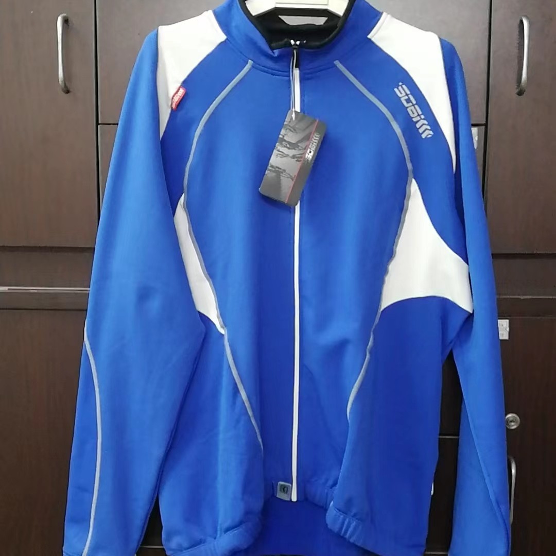 劲道特价服装 热身服滑冰服 上衣