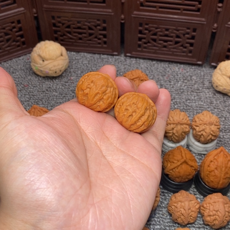 【闪购商品】文玩核桃吊坠汤*生