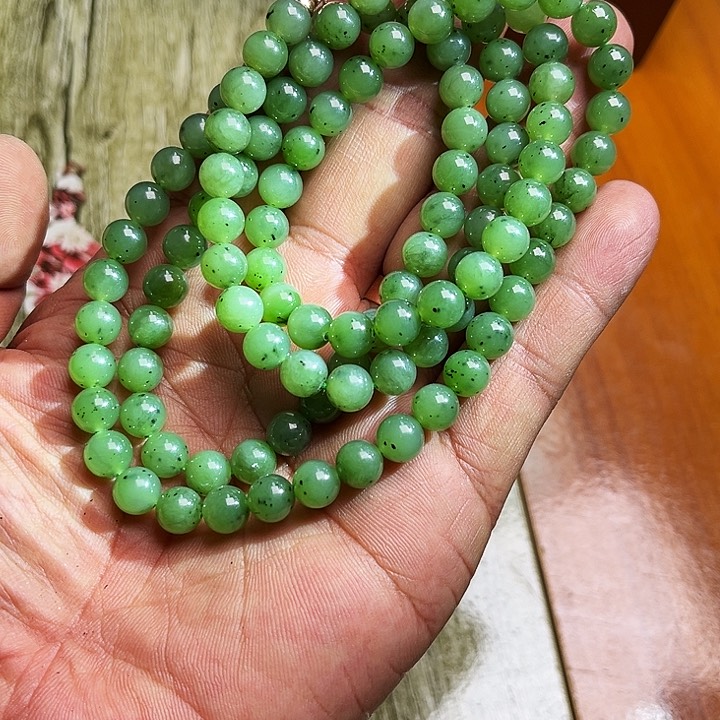 和田玉（碧玉）妈妈链未镶嵌