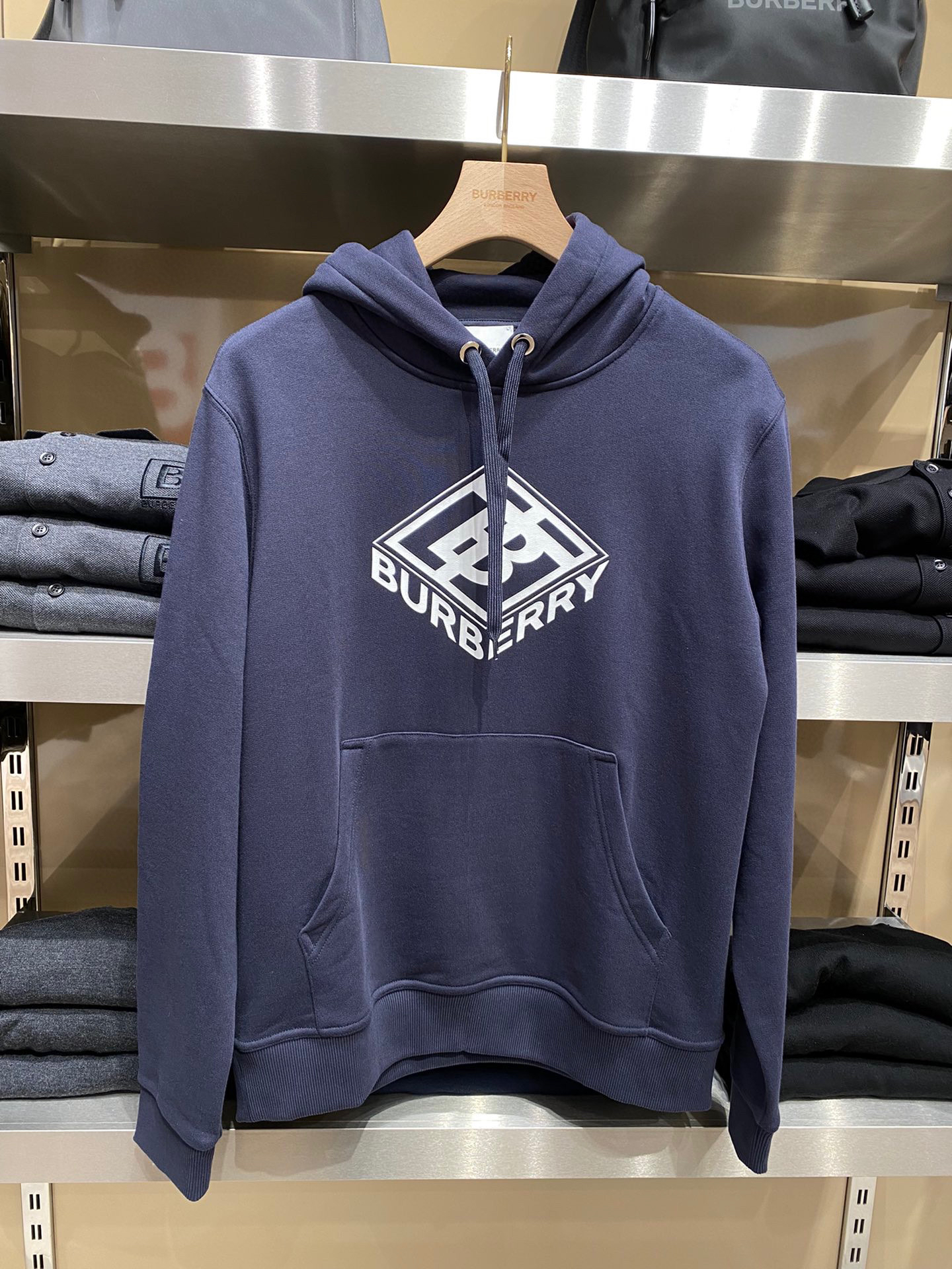 全新未使用 BURBERRY/博柏利 男款连帽卫衣 偏宽松版型 国内现货
