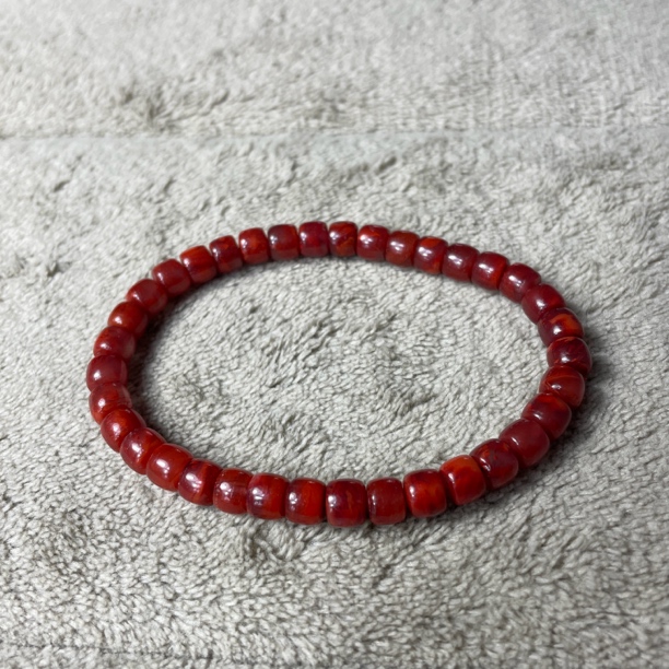 龙赫天｜南红火焰纹手串6*5mm