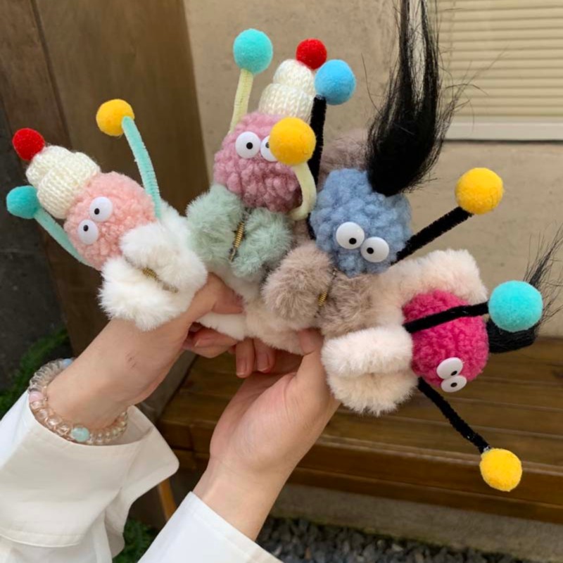 趣味搞怪可爱毛绒抓夹娃娃创意秋冬新款鲨鱼夹学生少女心网红甜美