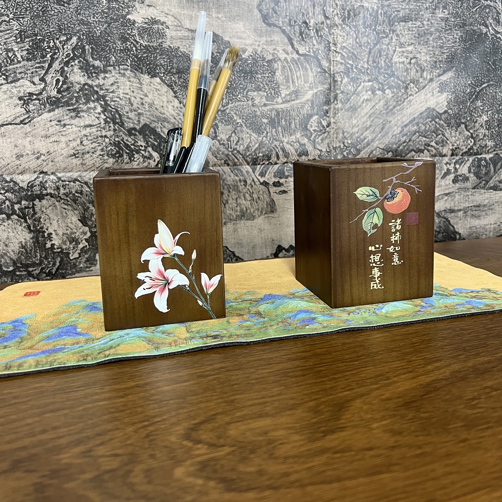 新中式实木笔筒复古百合花桌面收纳盒办公室书桌小摆件木质笔筒