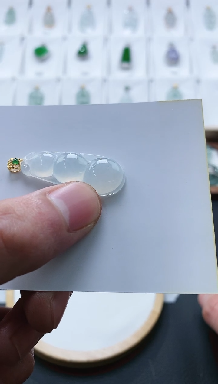 【闪购商品】翡翠颈饰18K金镶嵌3