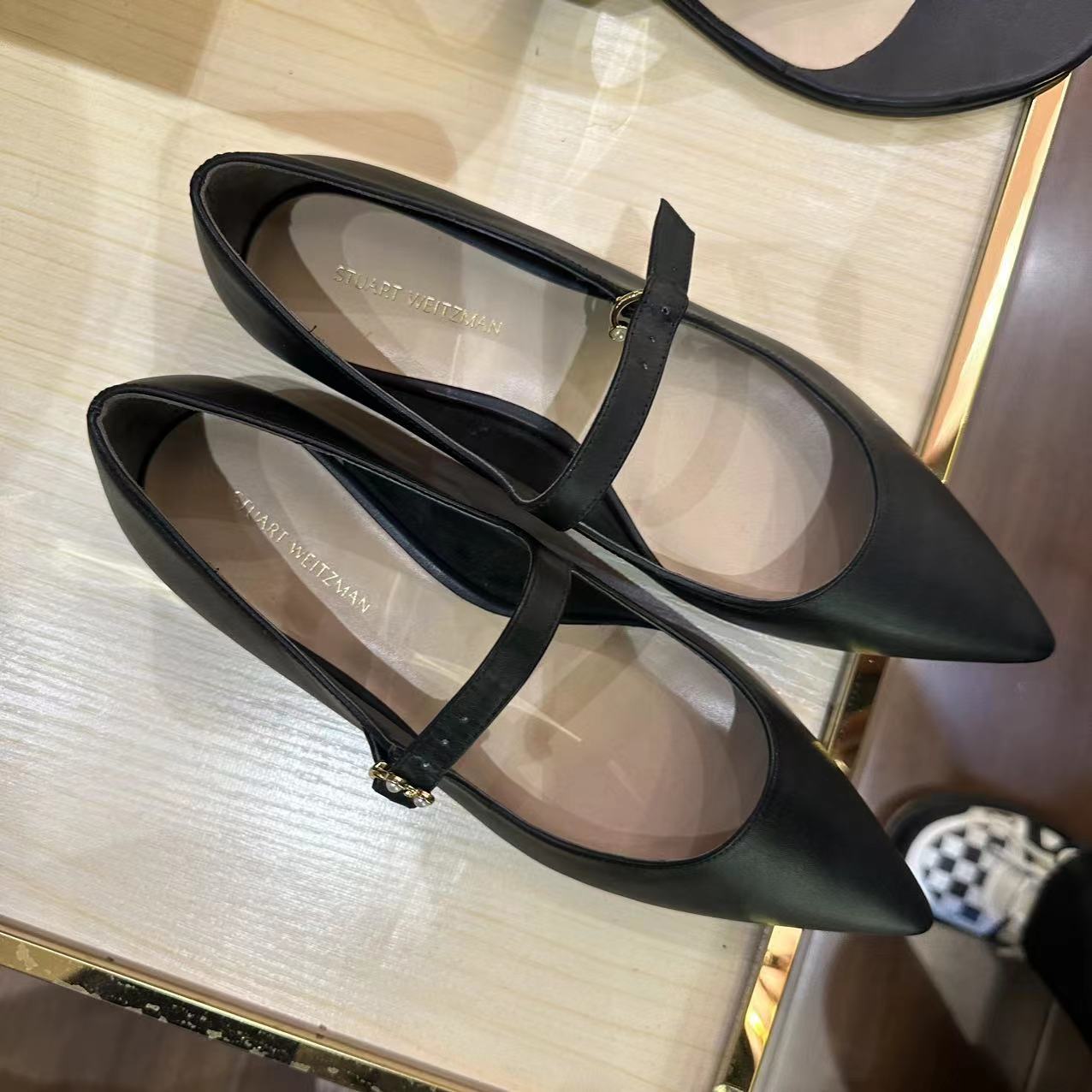 99新 StuartWeitzman 百搭黑色平底尖头鞋