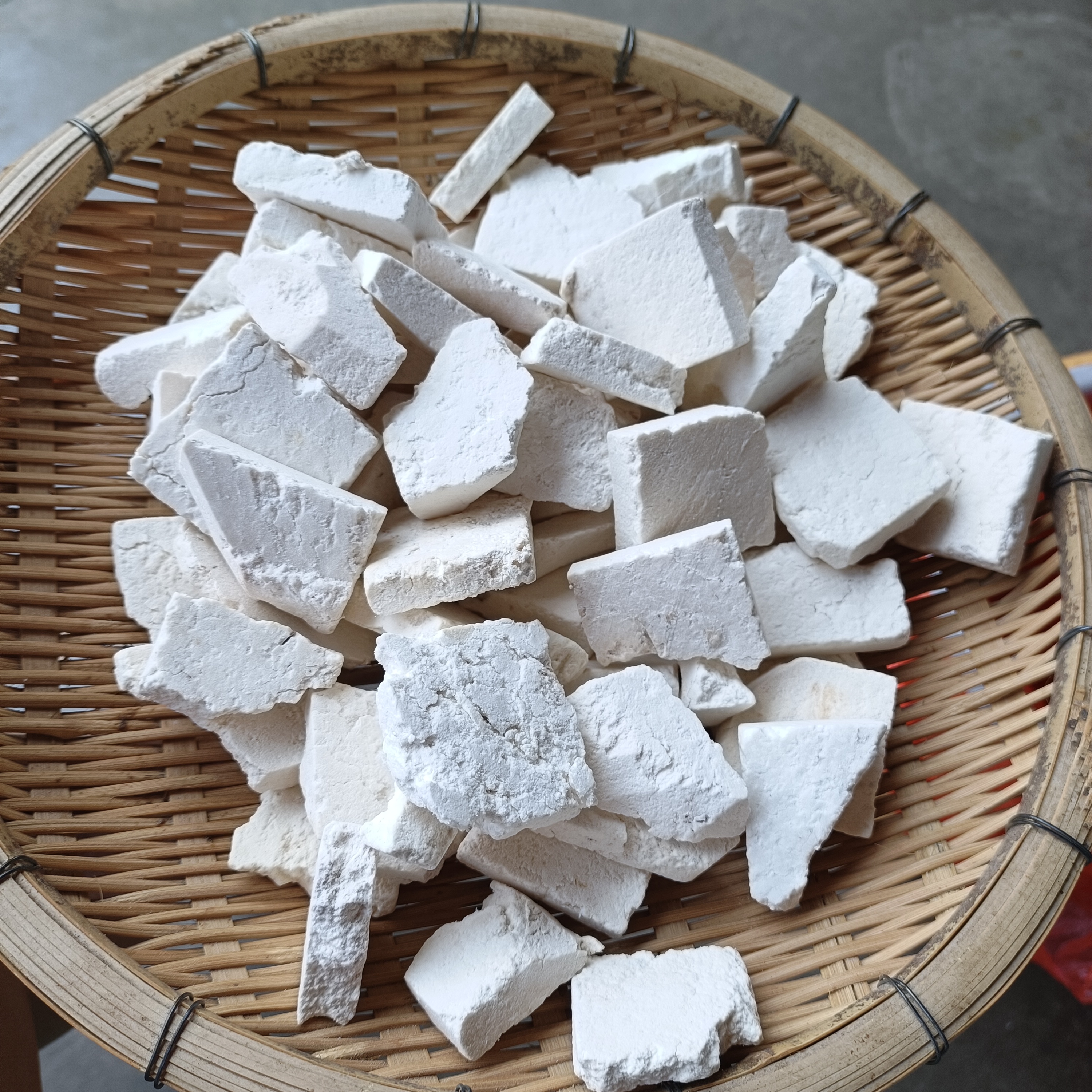 啊丽土特产茯，苓