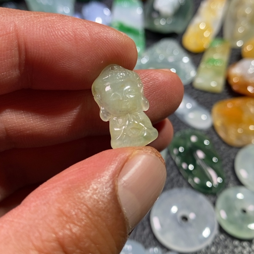 【闪购商品】翡翠挂件未镶嵌