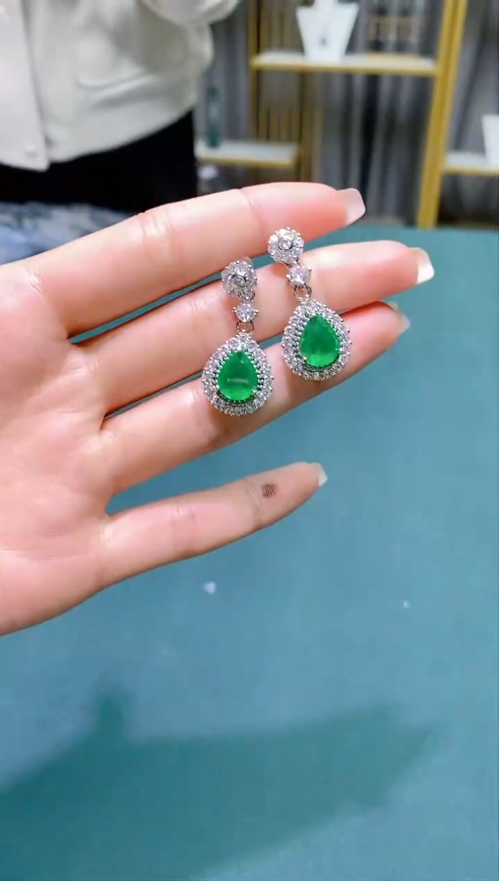 【闪购商品】祖母绿耳饰未镶嵌144