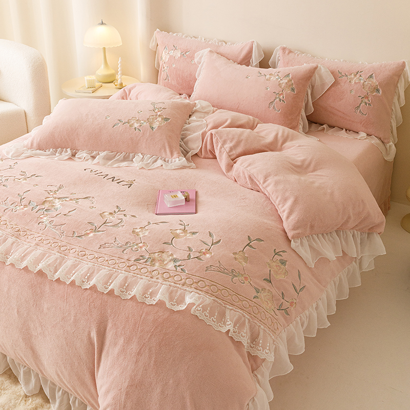 富安娜公主风加厚牛奶绒四件套秋冬季保暖珊瑚绒加绒花边床上用品