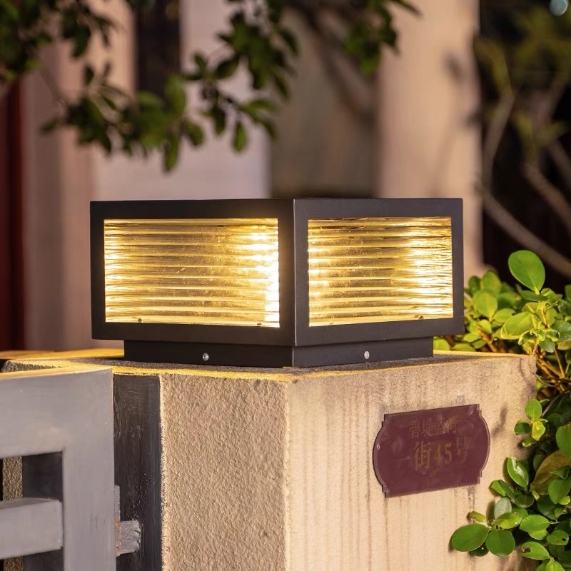 景观客厅简约太阳能柱头灯厂家直销别墅小区围墙灯柱灯户外庭院灯