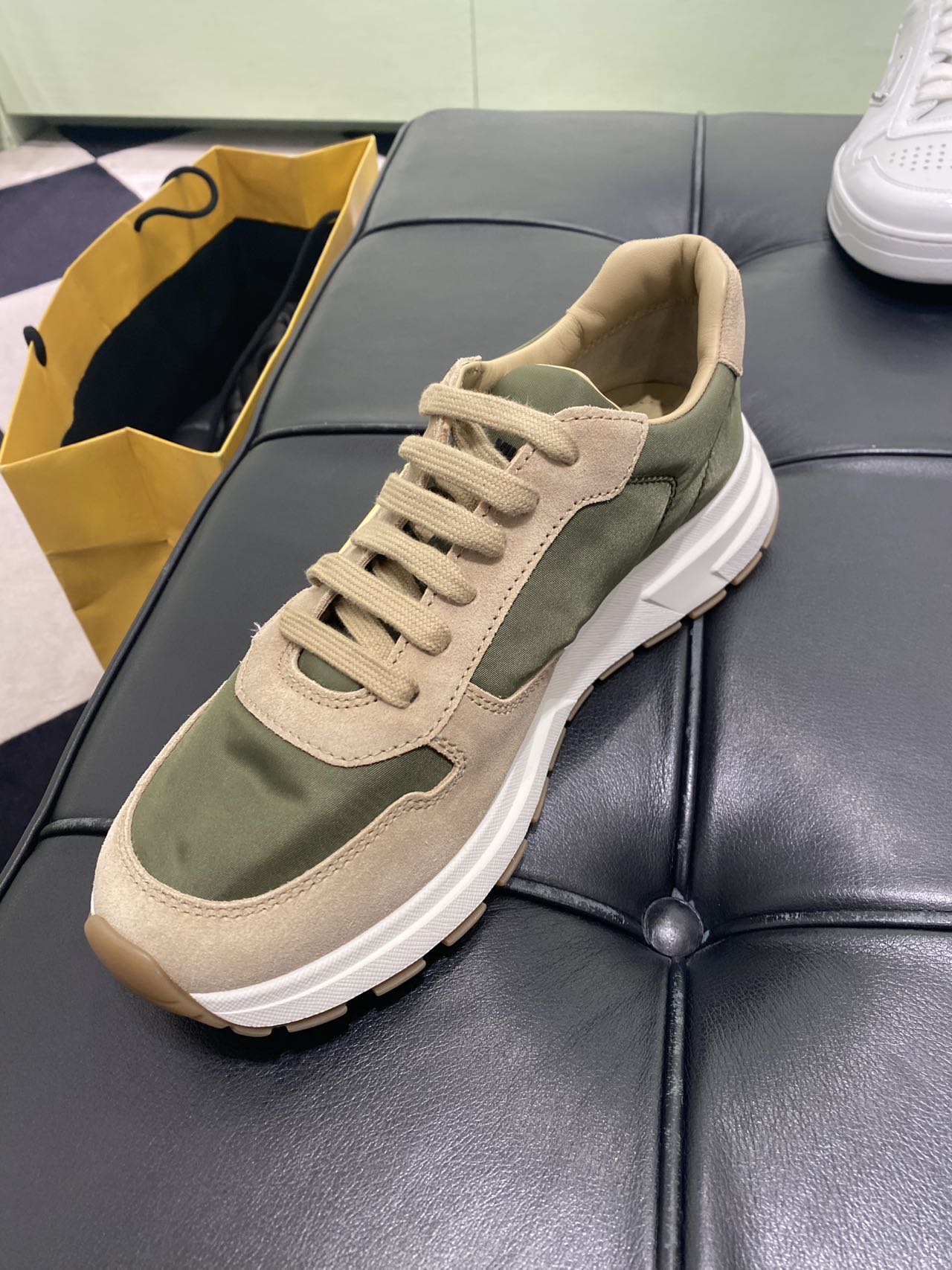 未使用 Prada/普拉达 Prada 普拉达 灰绿运动鞋