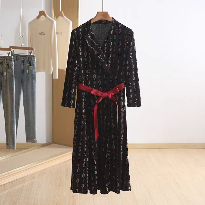 167#【木兮兮专属】2024年春秋新款气质修身显瘦时尚中长款连衣裙