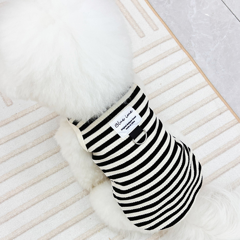 春秋新款宠物狗狗可牵引衣服薄款比熊中小型犬舒适棉条纹背心透气