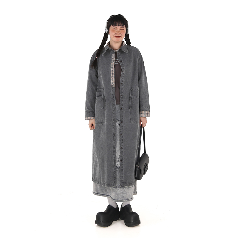 嬉游记原创2024春季新款收腰显瘦牛仔衬衫裙女宽松休闲长袖连衣裙