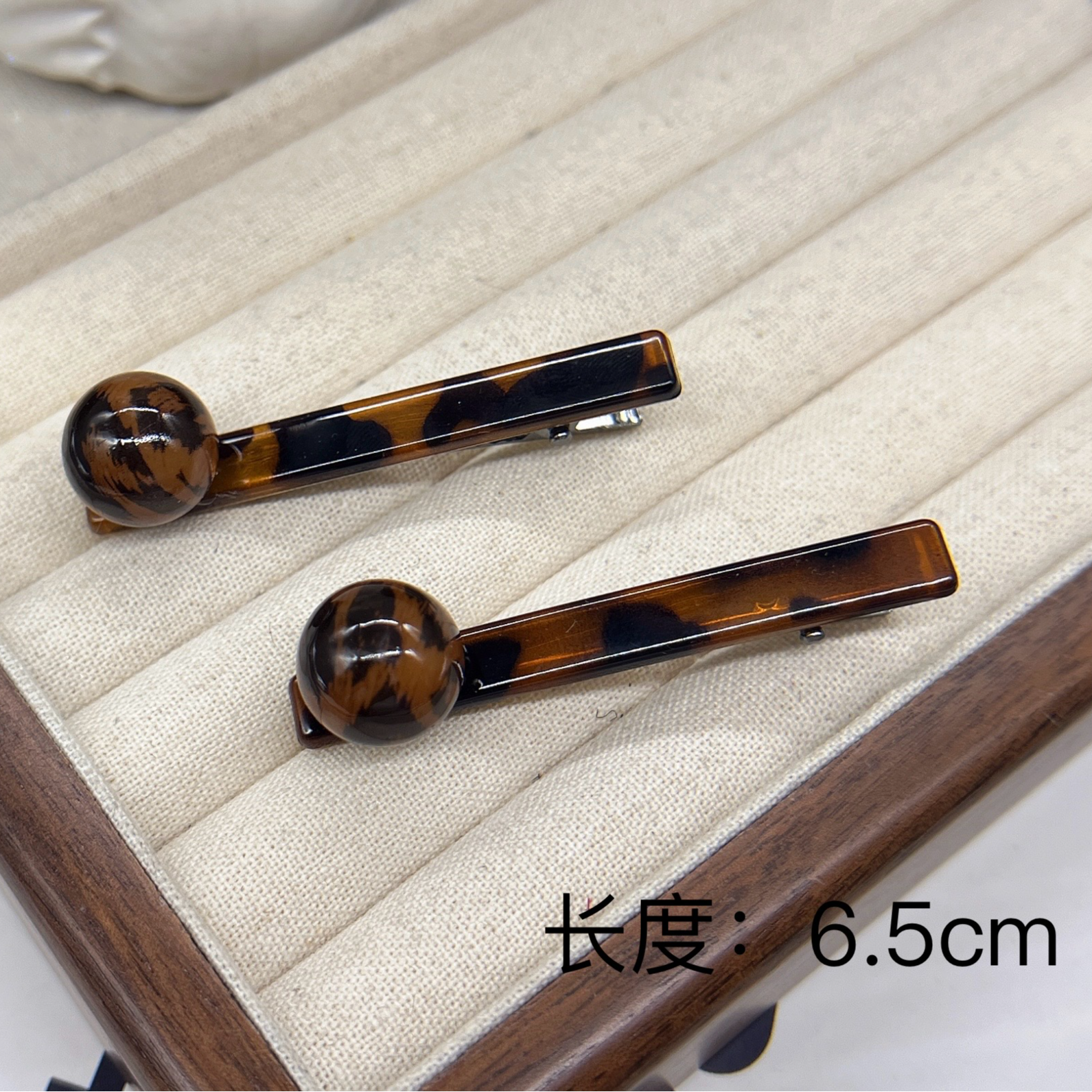 BAOSHATI/宝莎缇F-370韩版极简豹纹珠珠鸭嘴夹一对