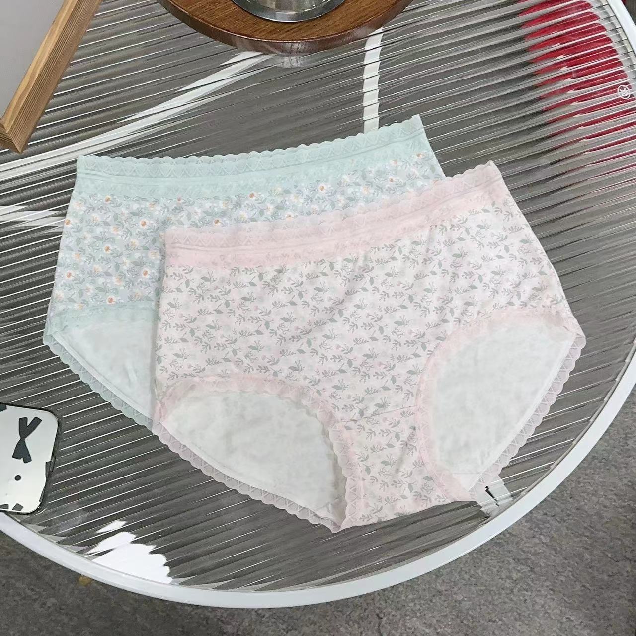 【飞207】95-145斤 2条装  中腰舒适小碎花女士内裤103