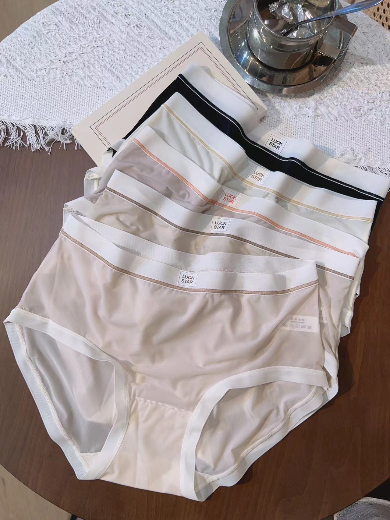 【80-150斤】3条装 冰丝速干薄款舒适中腰女士内裤8467透气包臀春夏