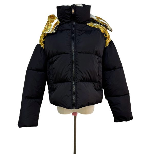 妃鱼/范思哲/锦纶/羽绒服/95新/市场价0/M1111