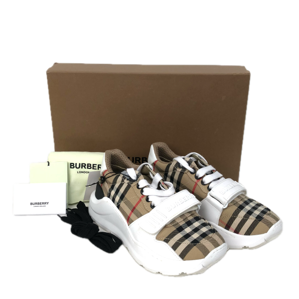 妃鱼/博柏利/休闲鞋/95新/市场价5000/M0728